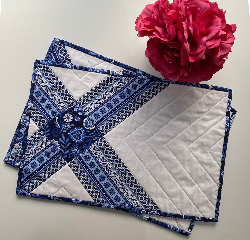 Table Crossings Poorhouse Quilt Designs table-crossings-poorhouse-quilt-designs